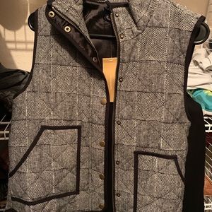 Houndstooth patch vest NWT